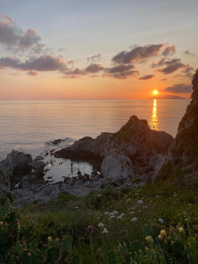L'Antico Borgo Bed & Breakfast Milazzo Ngoại thất bức ảnh